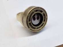 Load image into Gallery viewer, Rose's ring replica - accurate functioning iris