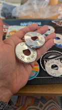 Load image into Gallery viewer, D Discs for Han in Carbonite