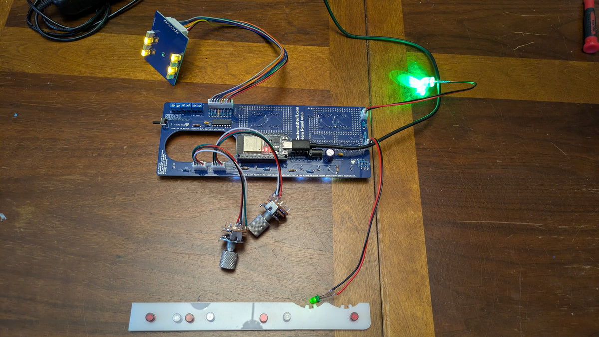 Hero panel electronics – Custom 3D Stuff